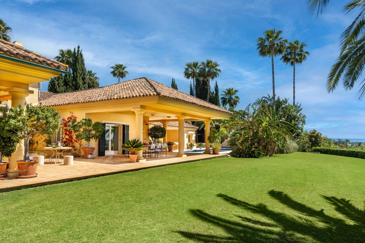 Best Places to Buy a Villa in Spain (Costa del Sol, Mallorca, Ibiza)